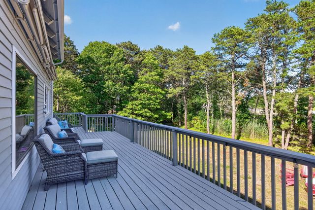 19 Aunt Debby's Road, South Dennis, MA 02660
