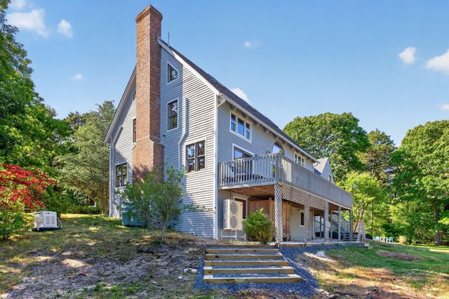19 Aunt Debby's Road, South Dennis, MA 02660