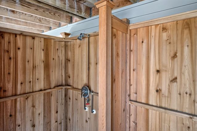 19 Aunt Debby's Road, South Dennis, MA 02660