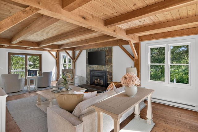 19 Aunt Debby's Road, South Dennis, MA 02660