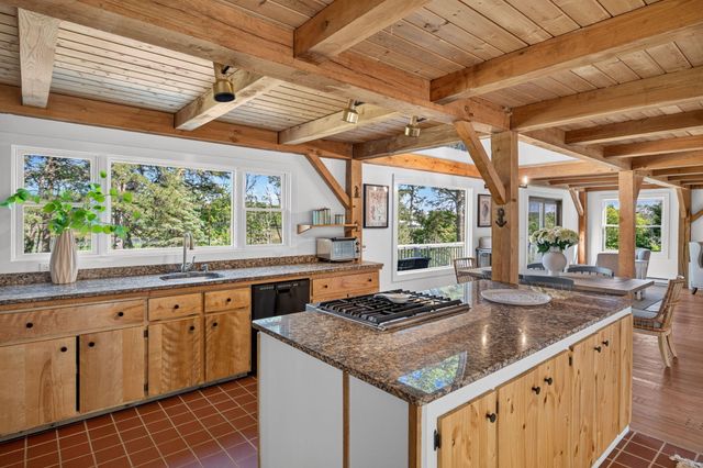 19 Aunt Debby's Road, South Dennis, MA 02660