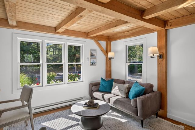 19 Aunt Debby's Road, South Dennis, MA 02660