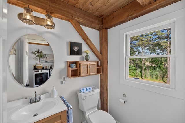 19 Aunt Debby's Road, South Dennis, MA 02660