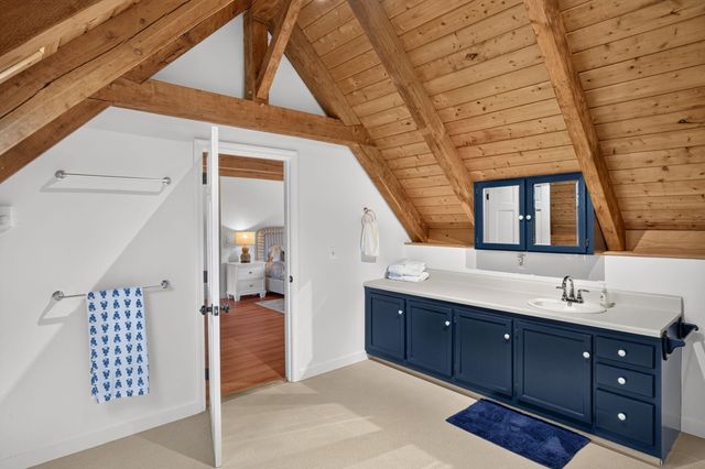 19 Aunt Debby's Road, South Dennis, MA 02660