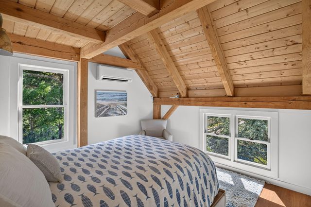 19 Aunt Debby's Road, South Dennis, MA 02660