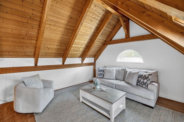 19 Aunt Debby's Road, South Dennis, MA 02660