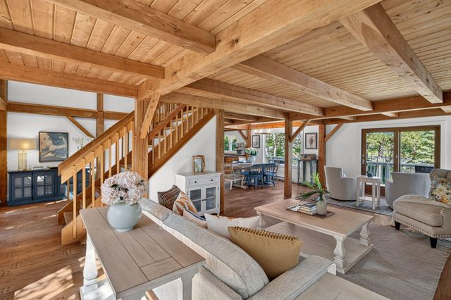 19 Aunt Debby's Road, South Dennis, MA 02660