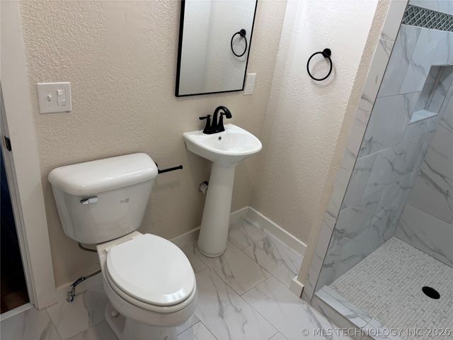 723 Roff Street NE, Ardmore, OK 73401