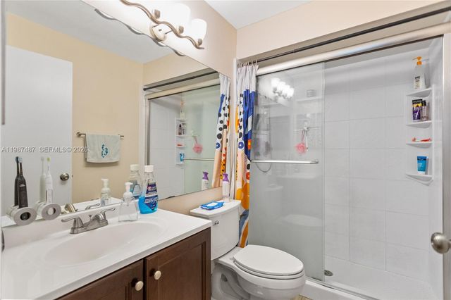 337 Waterside Dr 337, Hypoluxo, FL 33462