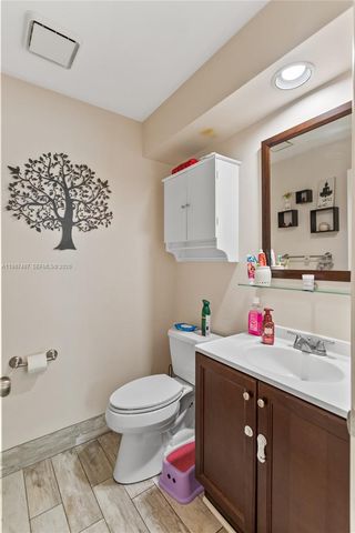 337 Waterside Dr 337, Hypoluxo, FL 33462