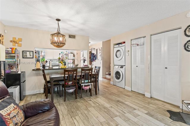 337 Waterside Dr 337, Hypoluxo, FL 33462