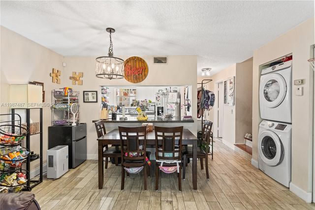 337 Waterside Dr 337, Hypoluxo, FL 33462