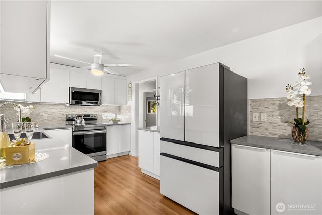 4515 NE 17th Place, Renton, WA 98059