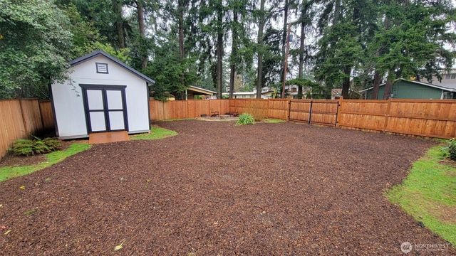 4515 NE 17th Place, Renton, WA 98059