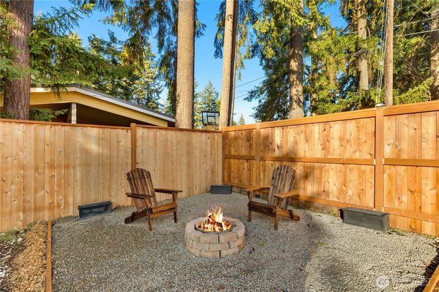 4515 NE 17th Place, Renton, WA 98059