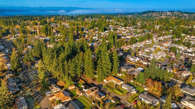 4515 NE 17th Place, Renton, WA 98059