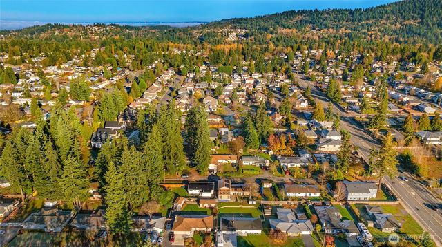 4515 NE 17th Place, Renton, WA 98059