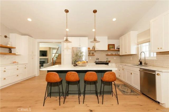 9552 Sailfish Drive, Huntington Beach, CA 92646