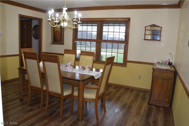 2285 Thoroughbred Drive, Wadsworth, OH 44281