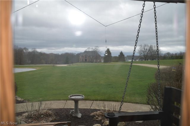 2285 Thoroughbred Drive, Wadsworth, OH 44281