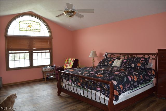 2285 Thoroughbred Drive, Wadsworth, OH 44281