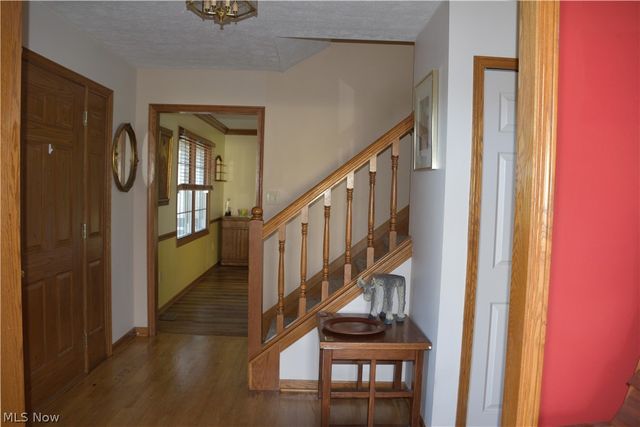 2285 Thoroughbred Drive, Wadsworth, OH 44281