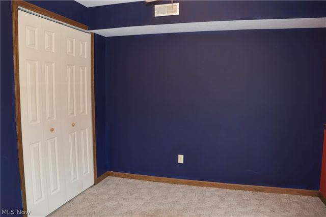 2285 Thoroughbred Drive, Wadsworth, OH 44281