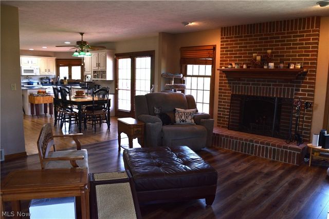 2285 Thoroughbred Drive, Wadsworth, OH 44281