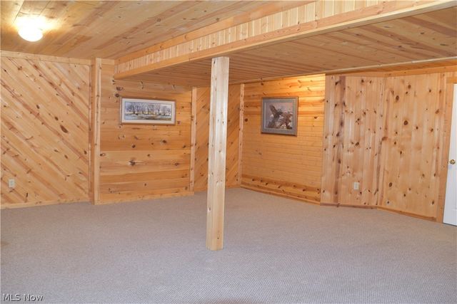 2285 Thoroughbred Drive, Wadsworth, OH 44281