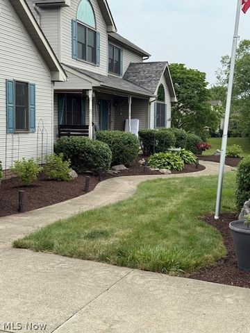 2285 Thoroughbred Drive, Wadsworth, OH 44281