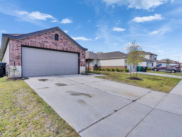10643 Red Orchid Drive, Houston, TX 77016