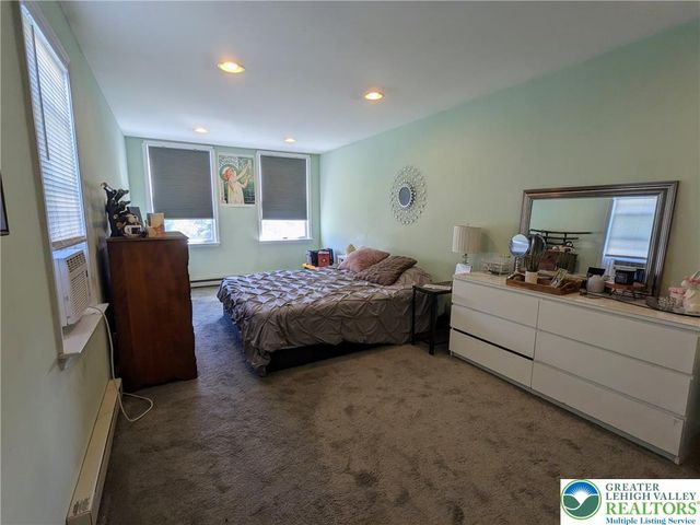 3112 North 2nd Street, Whitehall Twp, PA 18052
