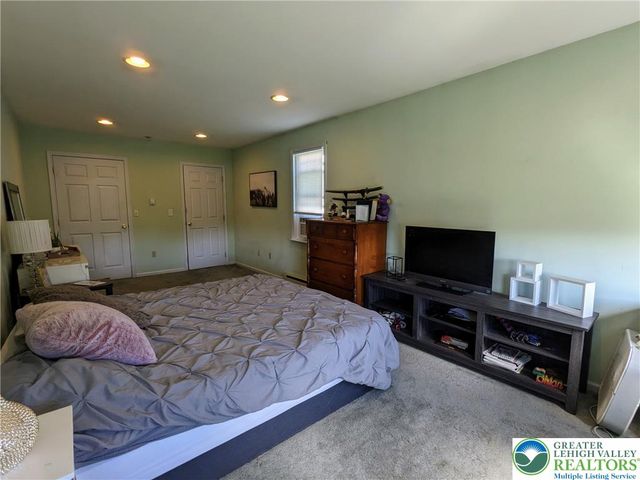 3112 North 2nd Street, Whitehall Twp, PA 18052