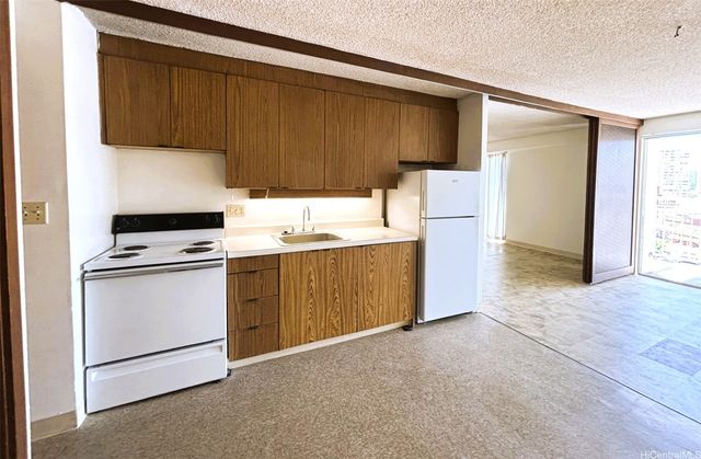 1655 Makaloa Street 803, Honolulu, HI 96814
