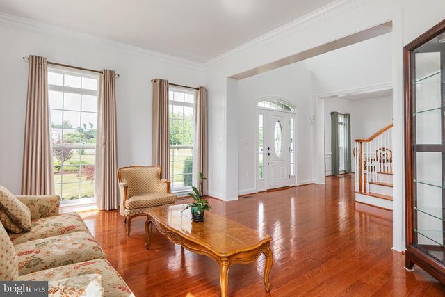 38786 RAMBLING FARM DR, Hamilton, VA 20158