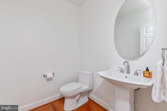 38786 RAMBLING FARM DR, Hamilton, VA 20158