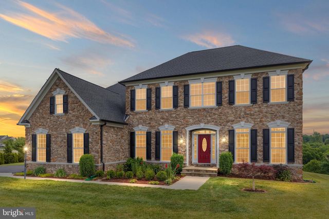 38786 RAMBLING FARM DR, Hamilton, VA 20158