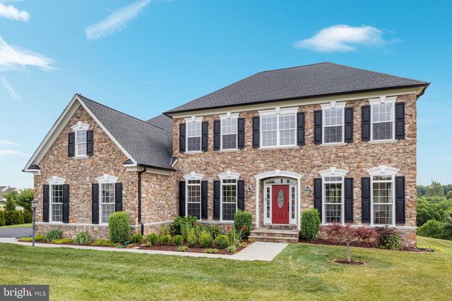 38786 RAMBLING FARM DR, Hamilton, VA 20158