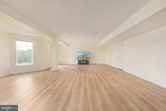 38786 RAMBLING FARM DR, Hamilton, VA 20158