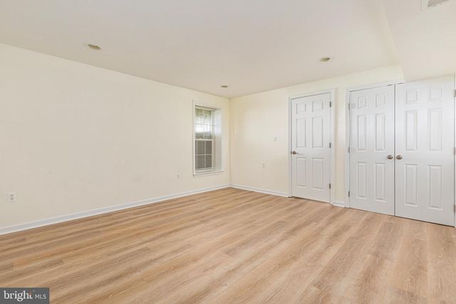 38786 RAMBLING FARM DR, Hamilton, VA 20158