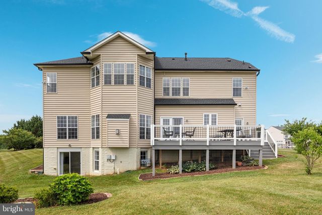 38786 RAMBLING FARM DR, Hamilton, VA 20158