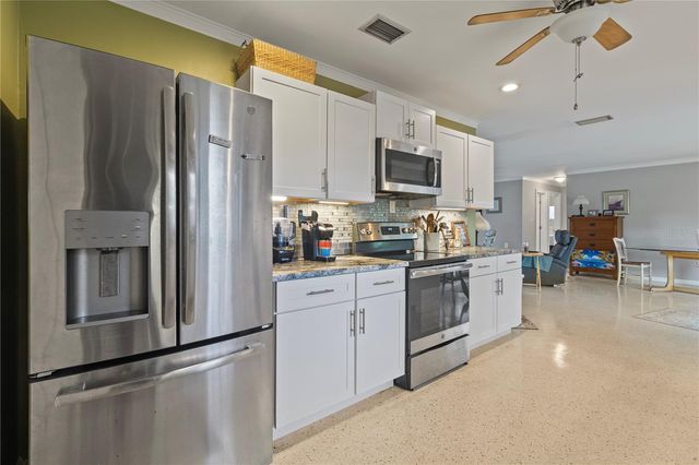 4020 PALM DRIVE, Punta Gorda, FL 33950