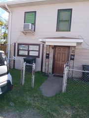 6113 Avenue Q 1/2, Galveston, TX 77551