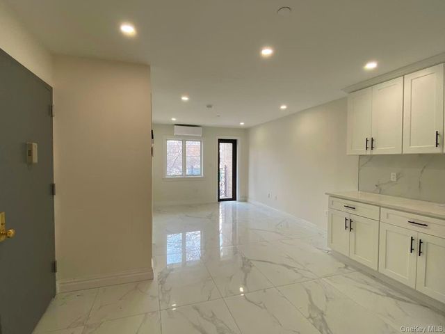 140-05 32nd Avenue 2, Flushing, NY 11354