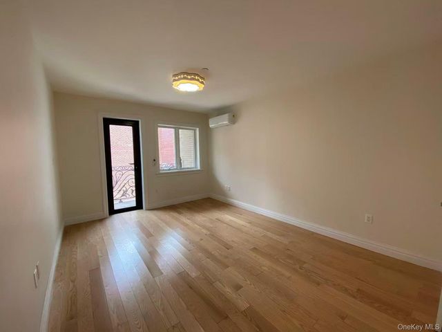 140-05 32nd Avenue 2, Flushing, NY 11354