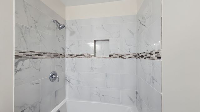 920 Carom Way, Dallas, TX 75217