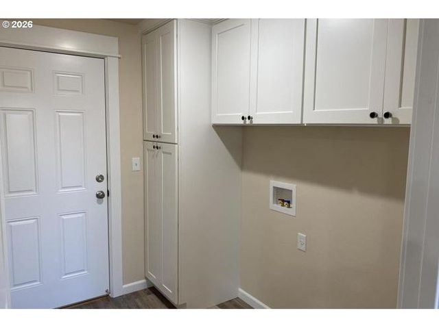 3360 bryson Way, Medford, OR 97504