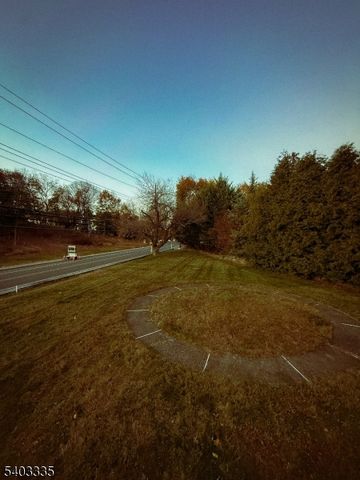 7 Walray Ave, North Haledon Boro, NJ 07508