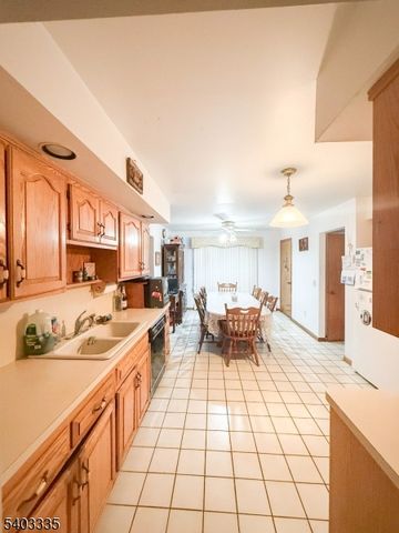 7 Walray Ave, North Haledon Boro, NJ 07508