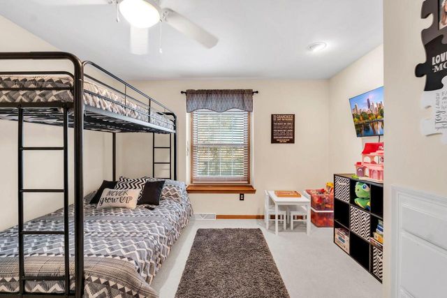 4411 113th STREET, Pleasant Prairie, WI 53158